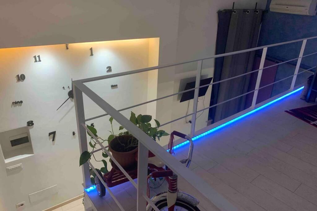 Small Mezzanine Colosseo Apartamento *